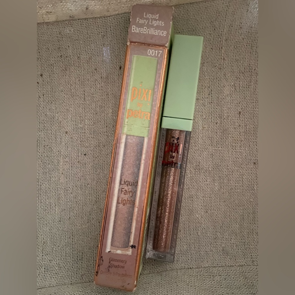 Pixie by Petra liquid fairy lights bare brilliance lipgloss